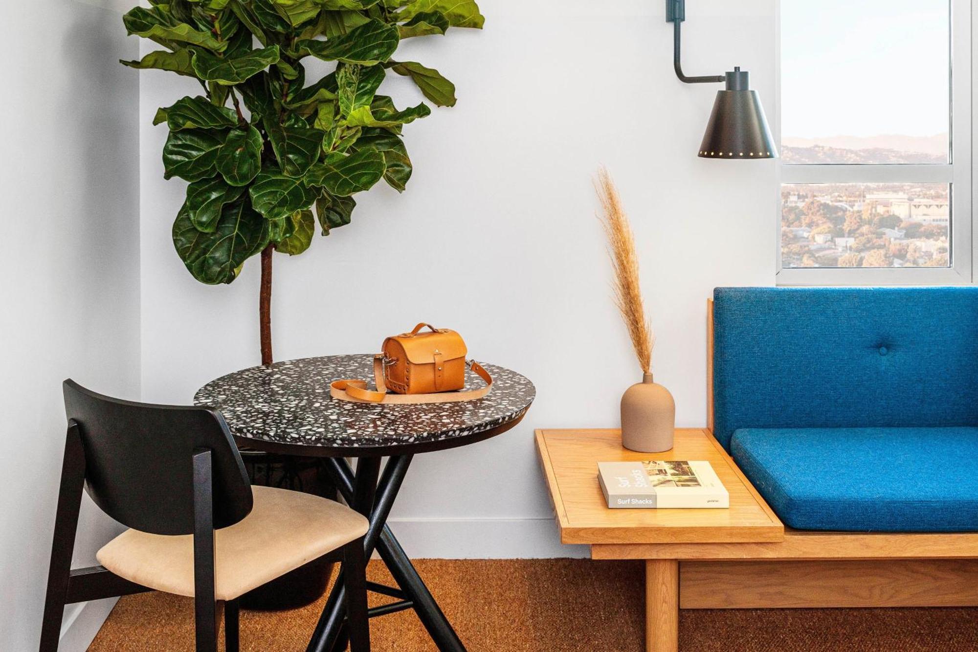 Hotel June West La, A Member Of Design Hotels Лос-Анджелес Экстерьер фото