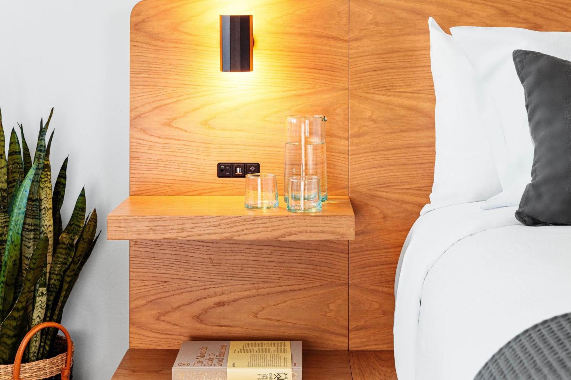 Hotel June West La, A Member Of Design Hotels Лос-Анджелес Экстерьер фото