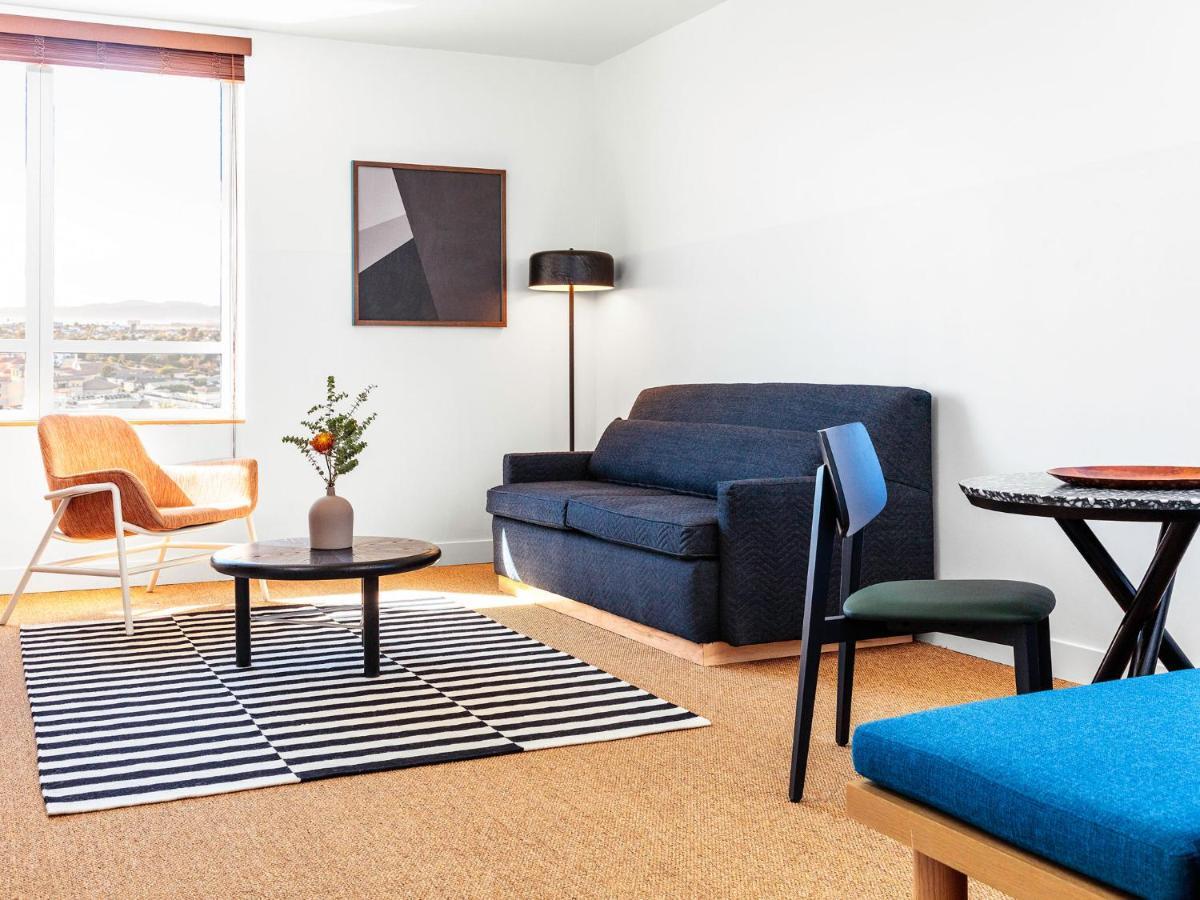 Hotel June West La, A Member Of Design Hotels Лос-Анджелес Экстерьер фото