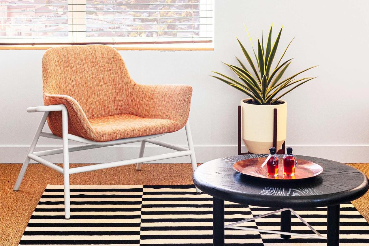 Hotel June West La, A Member Of Design Hotels Лос-Анджелес Экстерьер фото